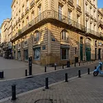 Place Du Palais * Bordeaux
