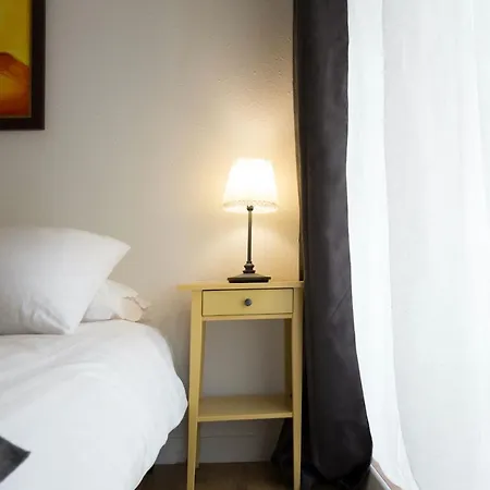 Apartment Place Du Palais Bordeaux