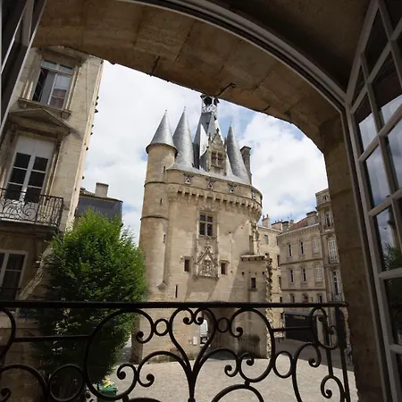 Apartment Place Du Palais