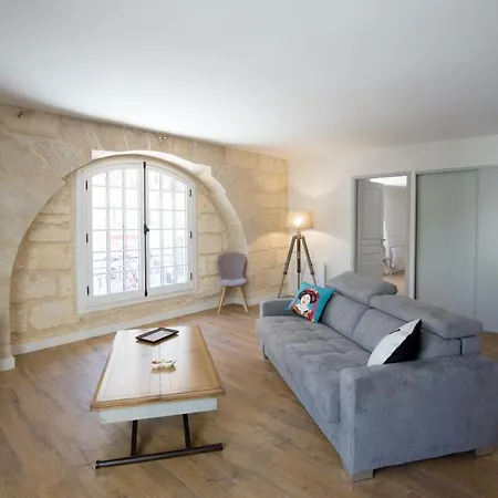 Apartment Place Du Palais Bordeaux